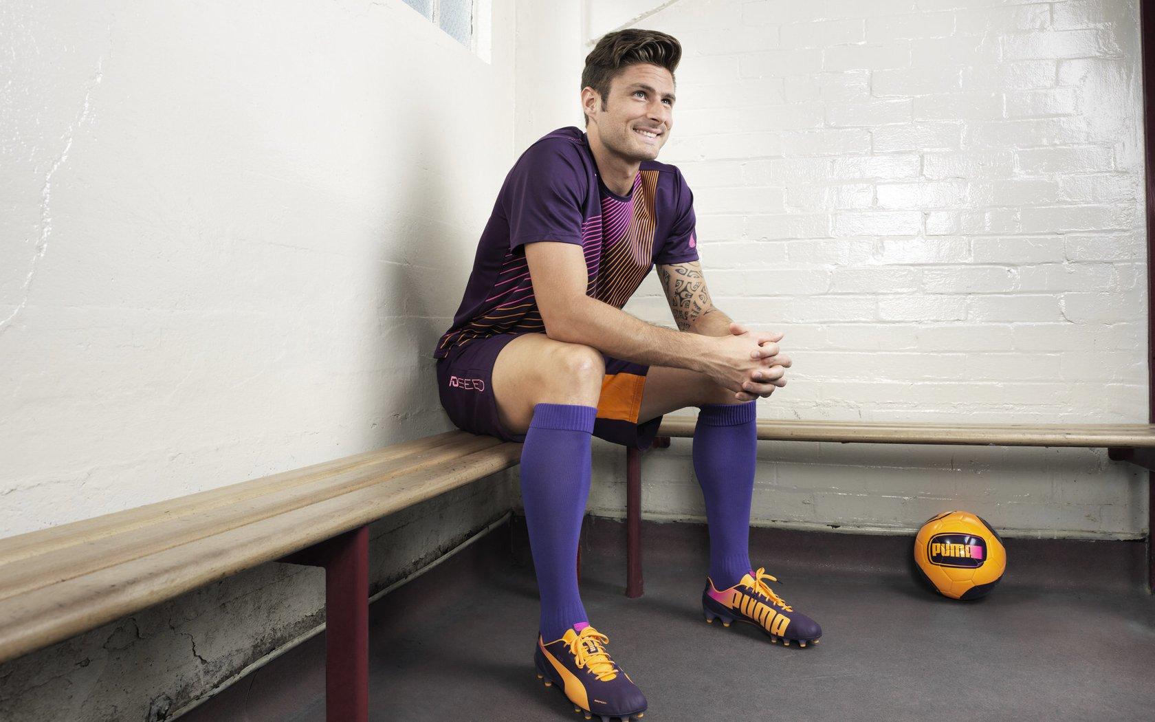 马克西坦言，哈登为费城牺牲良多，他是恩比德蜕变的隐形引擎